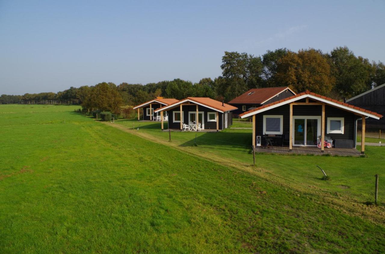 Charme Camping Vorrelveen Beilen ภายนอก รูปภาพ